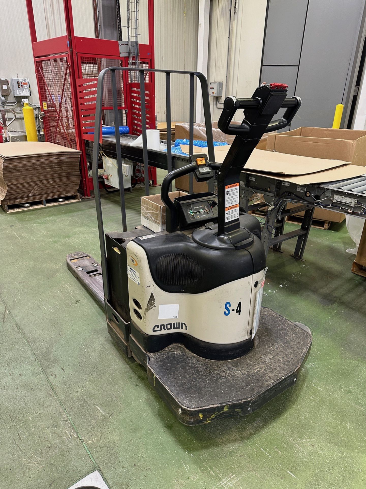 Crown Electric Pallet Truck Model PE-4500-60, S/N 10229718 - Image 2 of 5