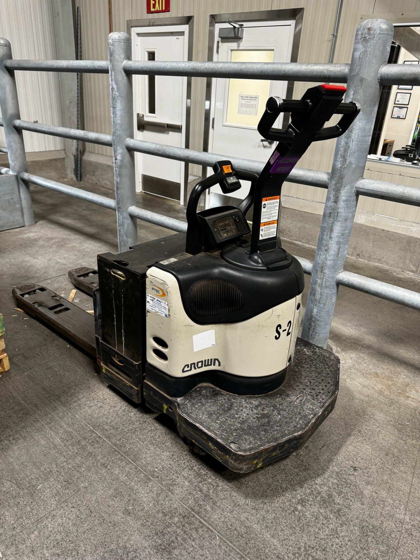 Crown PE 4500 Series Electric Pallet Truck, Model PE4500-60, S/N 10229692