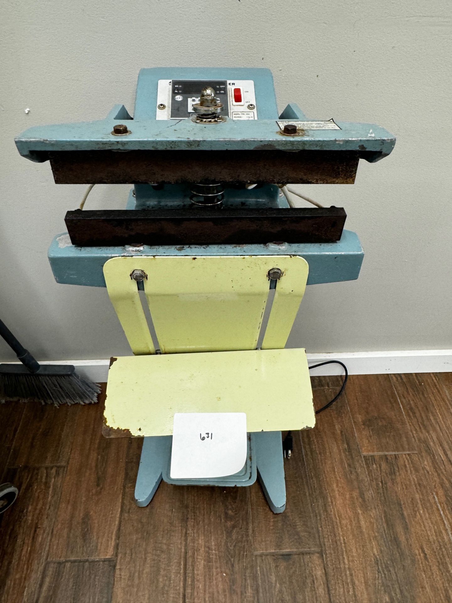 Foot Pedal Induction Sealer | Rig Fee $50