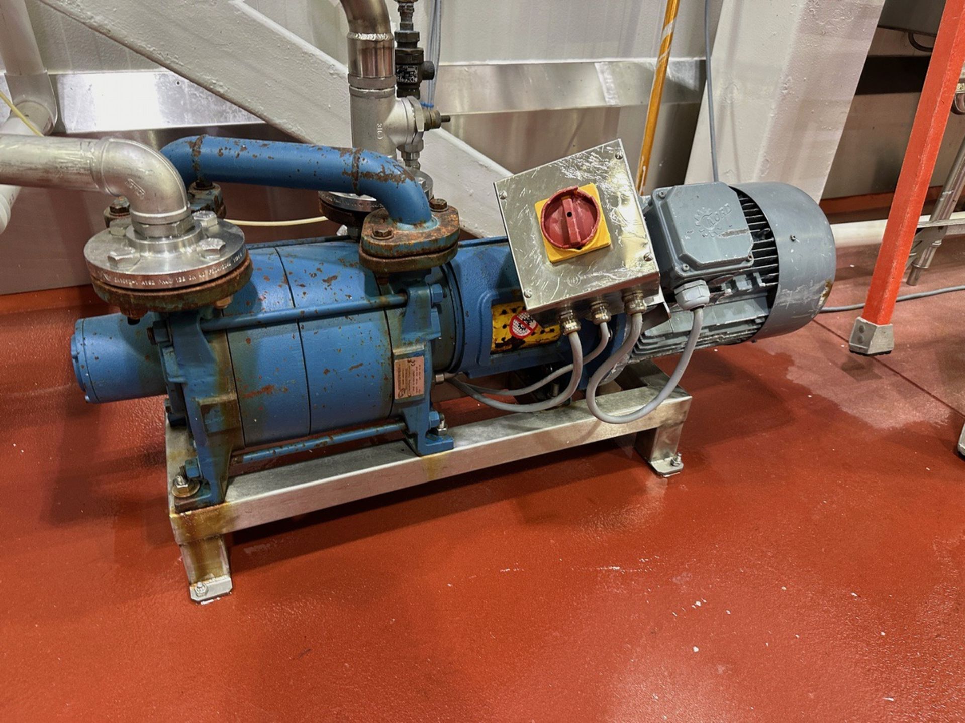Line 5 Vacuum Pump System for Pasta Presses with Vacuum Pump, (2) Horizontal Stainless Receiving Tan - Image 3 of 8