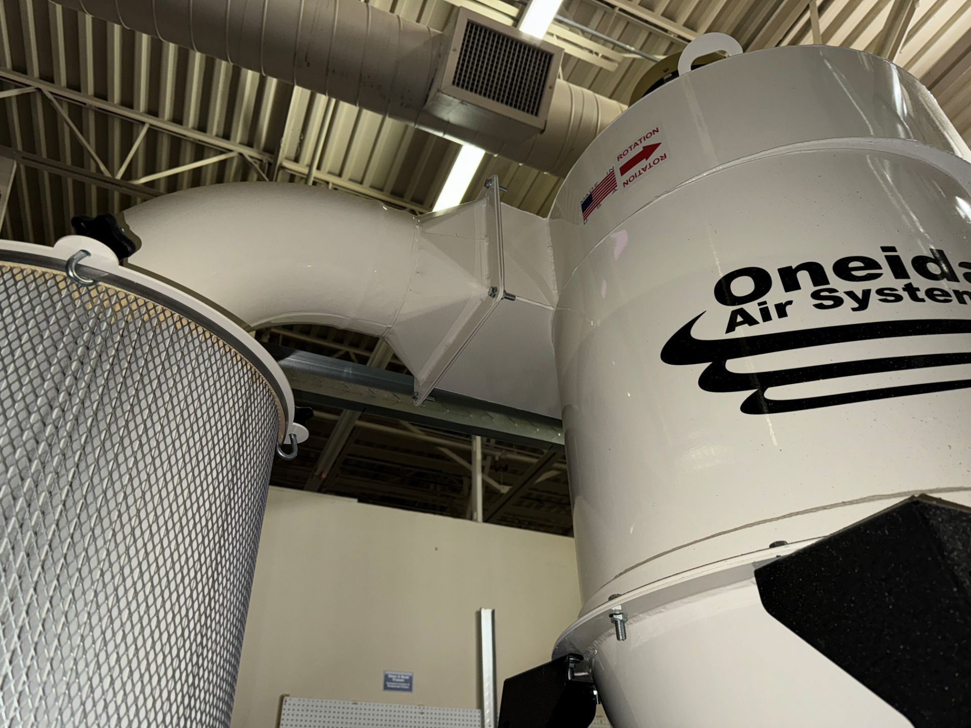 Oneida Air Systems Dust Collector, w/ Filter and Ventricle Air Storage T | Rig Fee $320 - Image 4 of 9