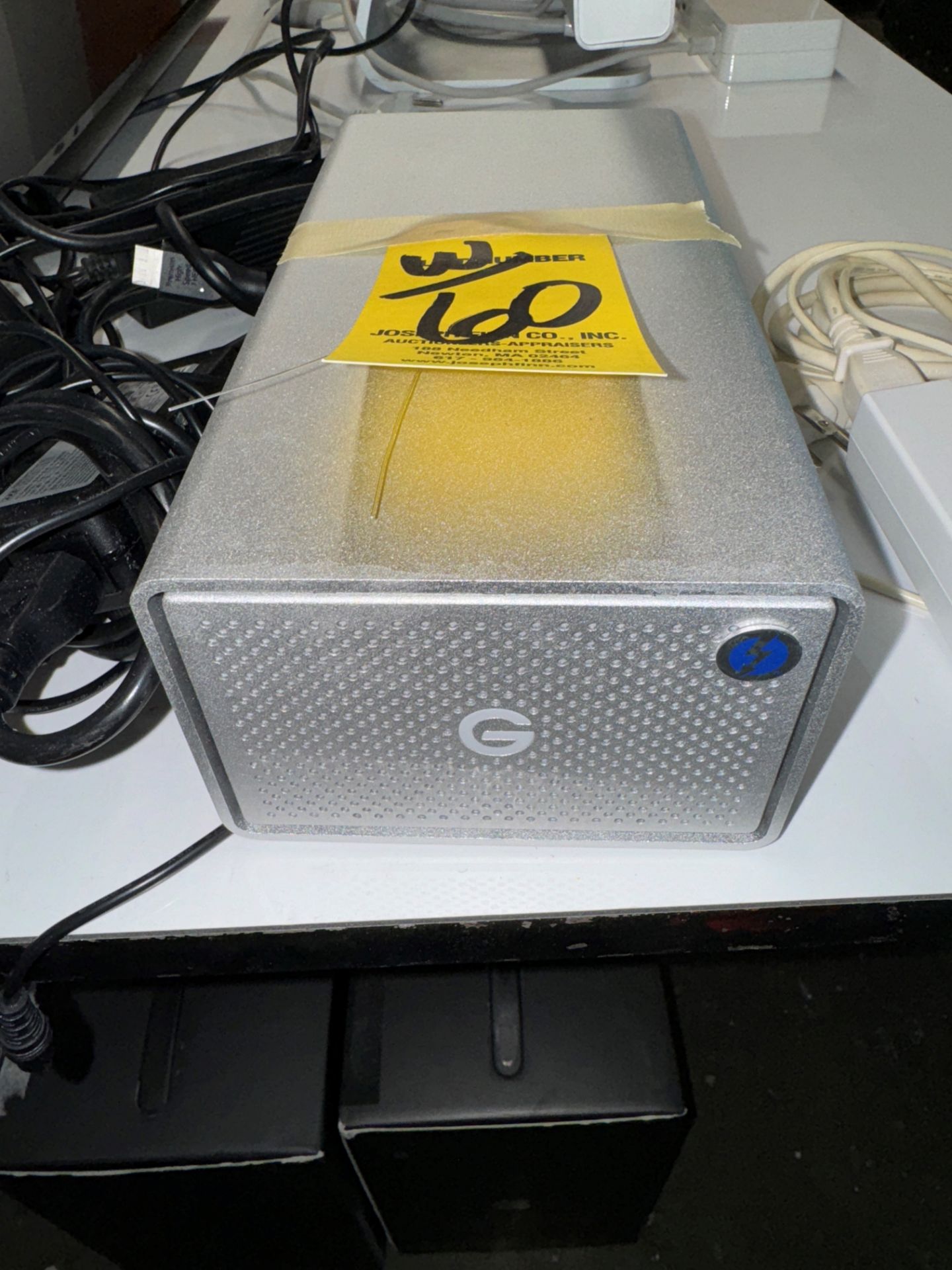 LOT LG 34" Table Clamp Monitor, G-Technology 20 TB G-Raid, (2) OWC Mercu | Rig Fee $170 - Image 2 of 9