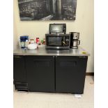 LOT True TBB-2 2-Door Commercial Refrigerator, S/N 7811394, Microwave, T | Rig Fee $145