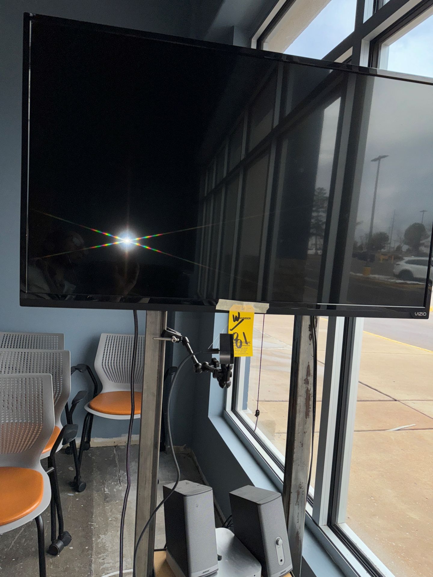 LOT Conference Table, (8) White Swivel Chairs, Vizio Monitor, Gray/Beige | Rig Fee $270 - Image 4 of 11