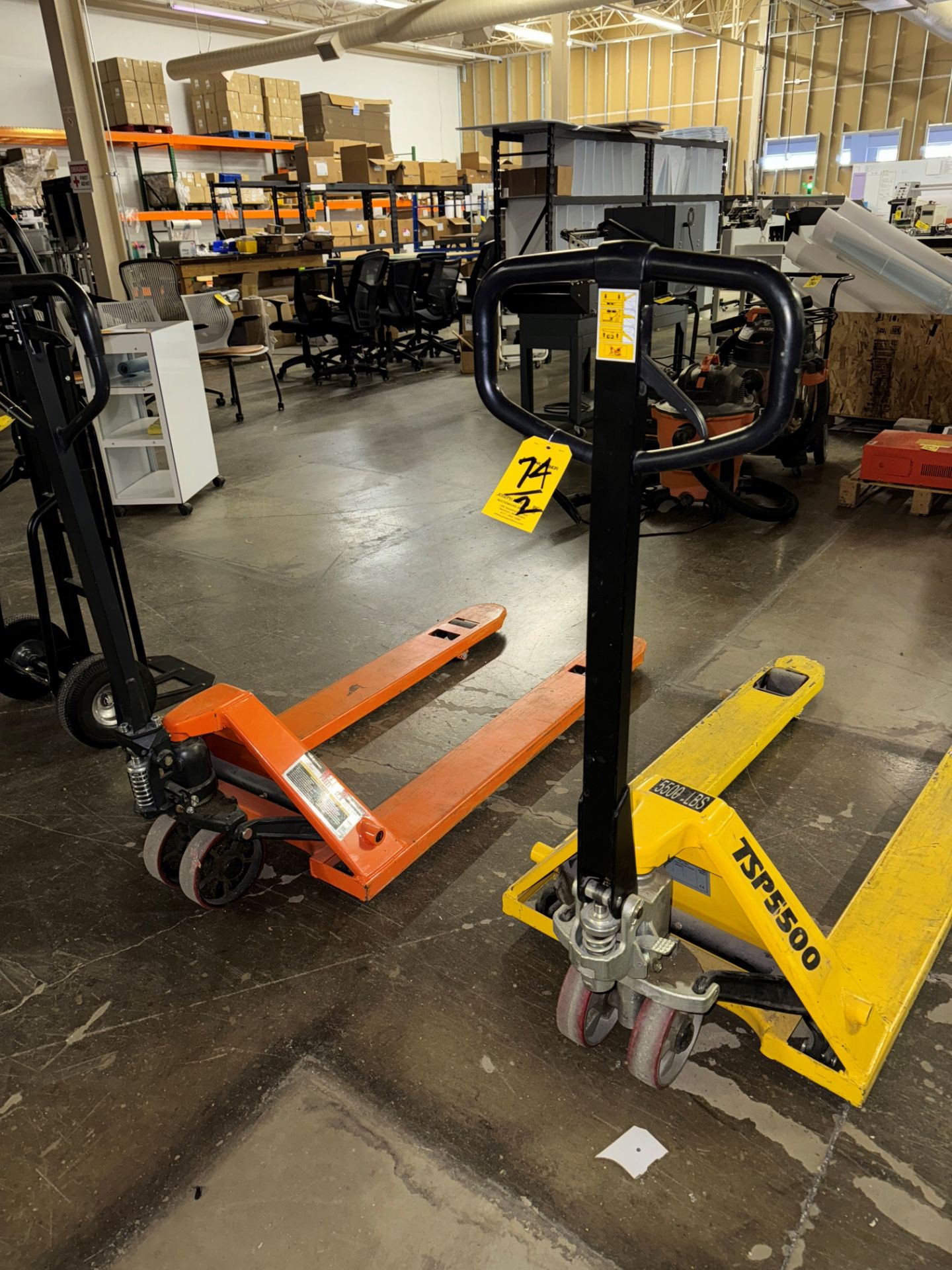 LOT (1) Total Source 5,500 Lb. Hyd. Pallet Jack and (1) Haulmaster 2,500 | Rig Fee $100