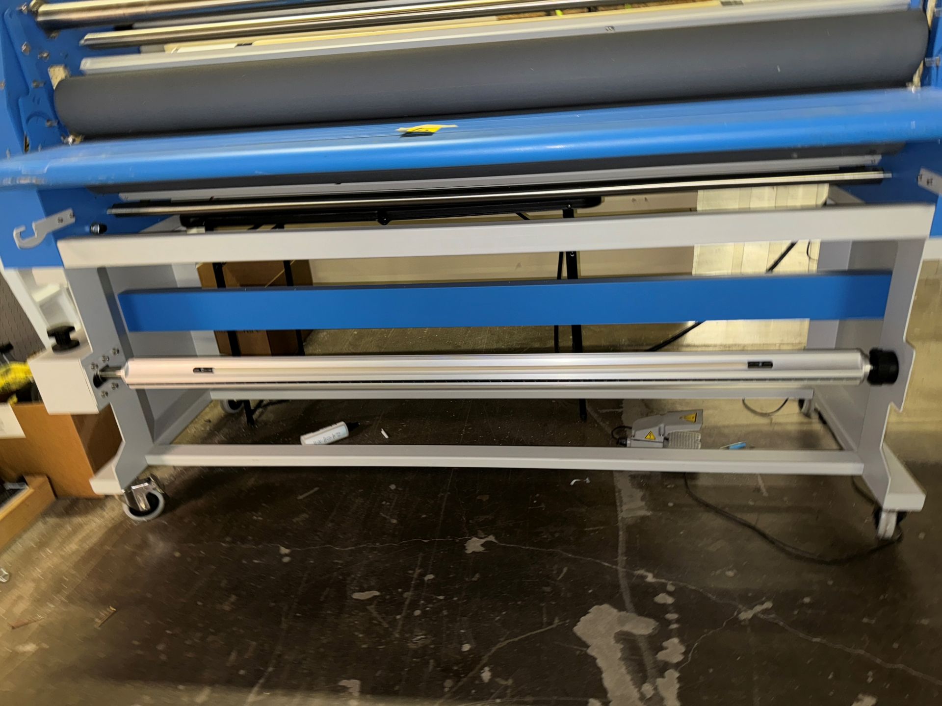 Graphic Finishing Partners 865DH Laminator, S/N 1907865DH-3-013 | Rig Fee $220 - Image 4 of 7