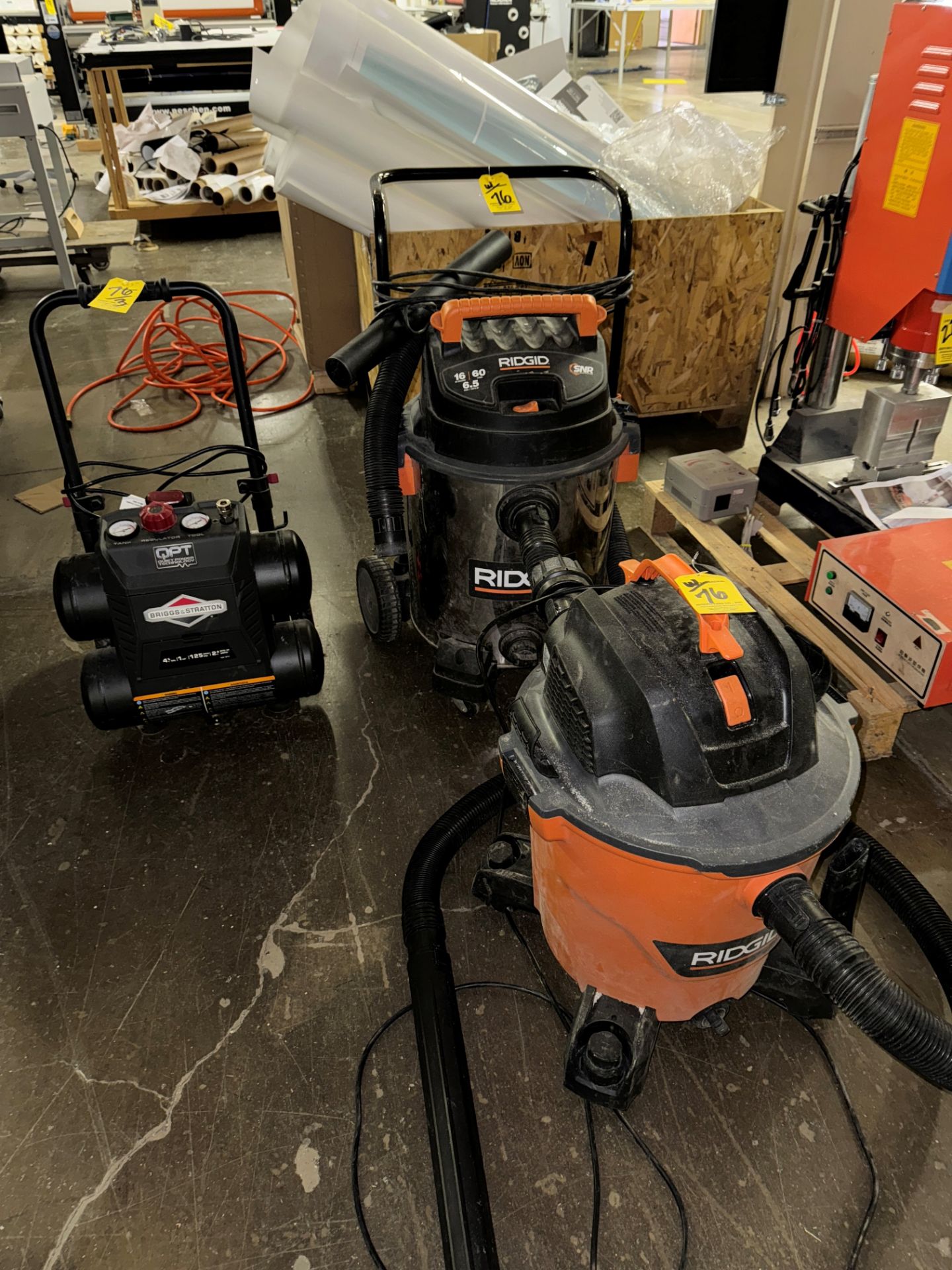 LOT Briggs and Stratton Pressure Washer, 4.5 Gallon, 1 HP, Rigid S.S. Sh | Rig Fee $50