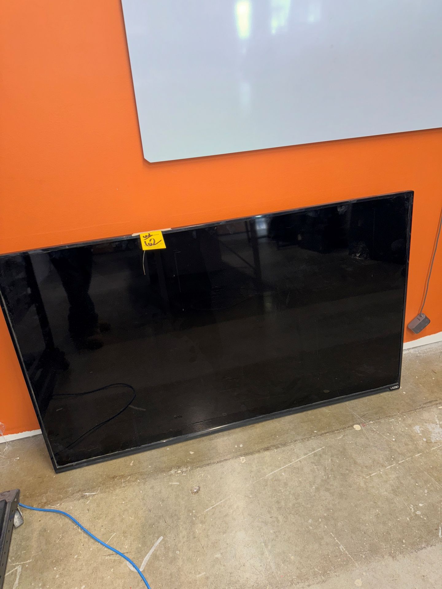 LOT Samsung UN65NU700 65" Monitor, Vizio 57" Monitor, LG 23" Table Clamp | Rig Fee $75