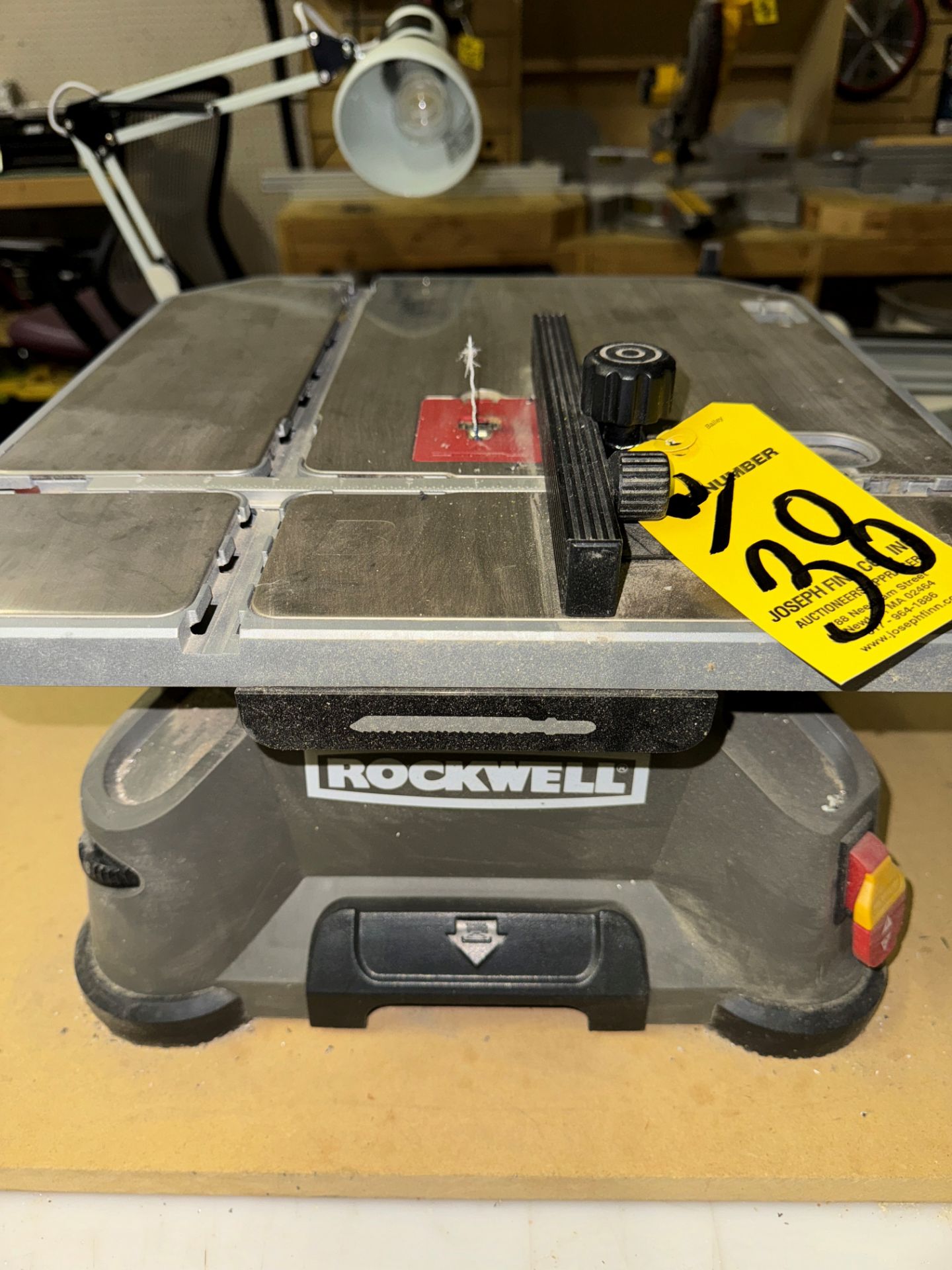 LOT Rockwell RK7321 Blade Runner Bench Top Table Saw, 6" Shop Vise | Rig Fee $35 - Image 2 of 4