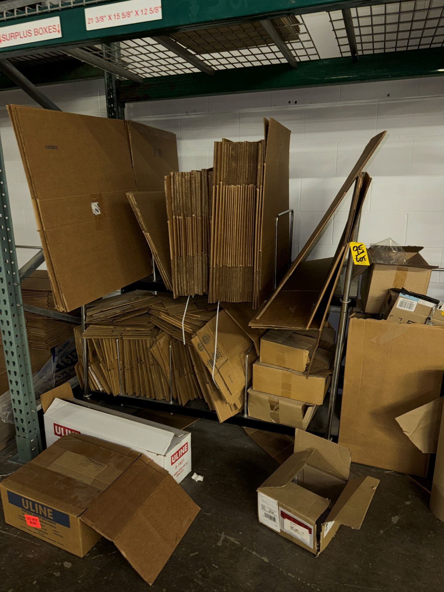 LOT Asst. Corrugated Cardboard | Rig Fee $35