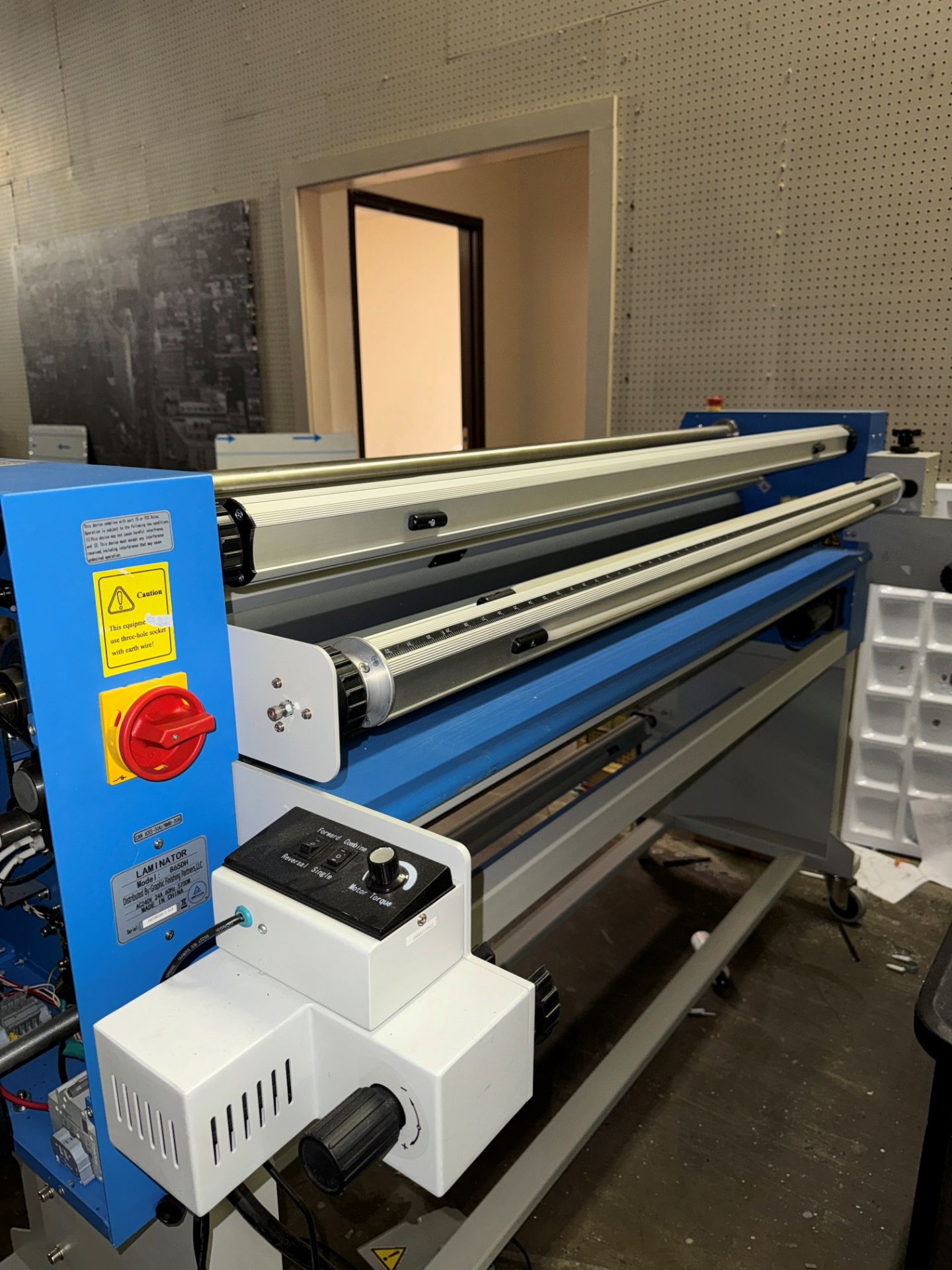 Graphic Finishing Partners 865DH Laminator, S/N 1907865DH-3-013 | Rig Fee $220 - Image 6 of 7