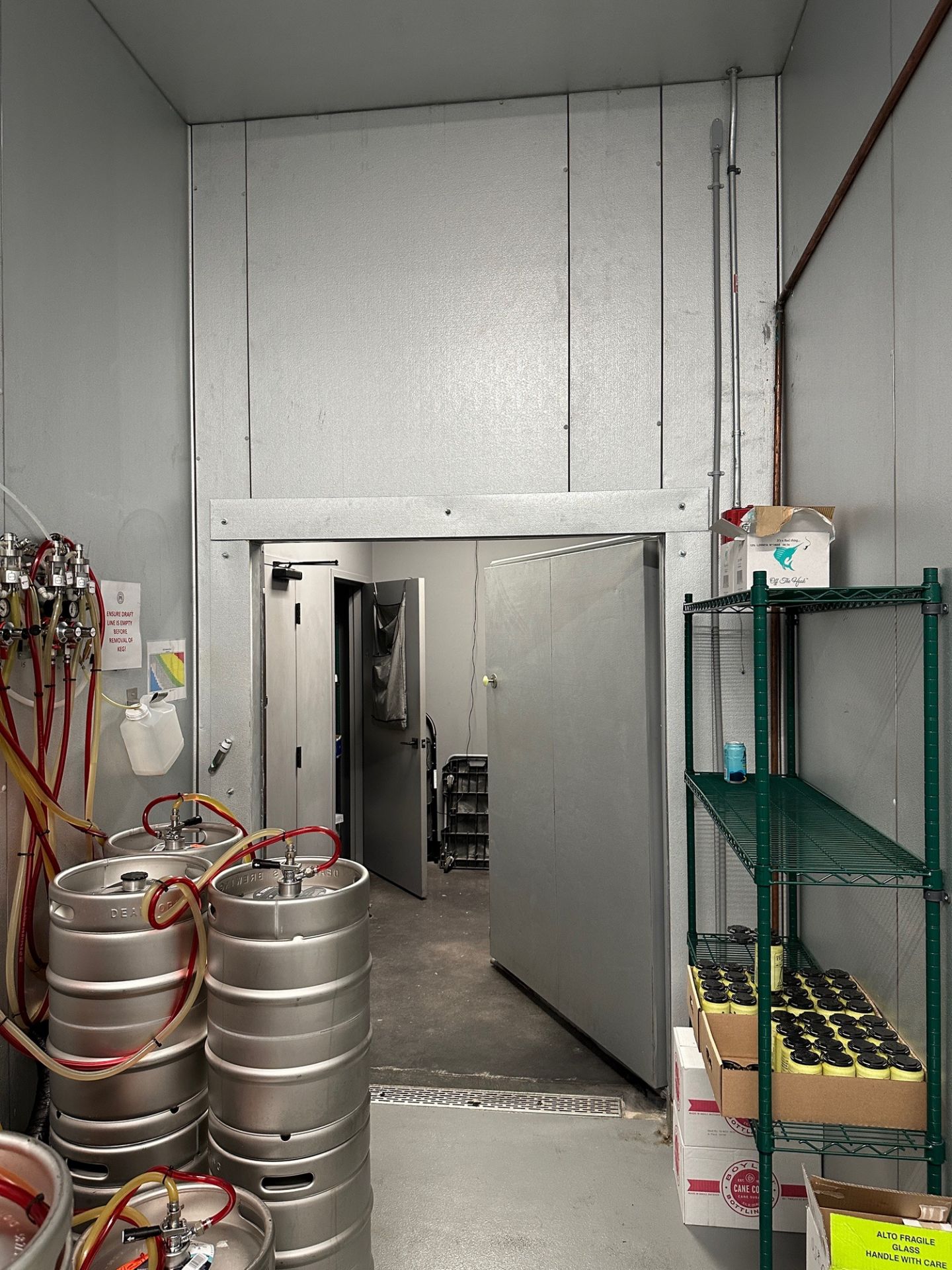 Amerikooler Walk-In Cooler with Hinged Door (Approx. 7' x 17'6" x 12' O.H.)(Taproom) - Image 3 of 3