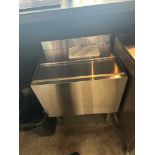 Krowne Stainless Steel Ice Bin (Approx. 18" x 2')