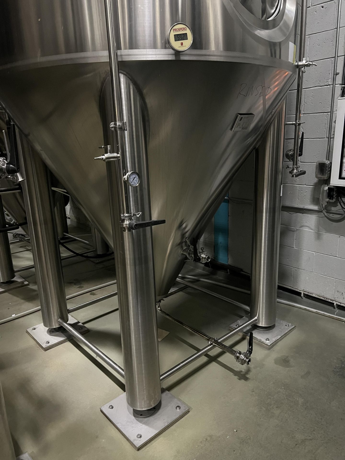 2018 Prospero SK 60 BBL Fermenter, Glycol Jacketed, Approx 7ft ID x 15ft OAH | Rig Fee $2250 - Image 2 of 4
