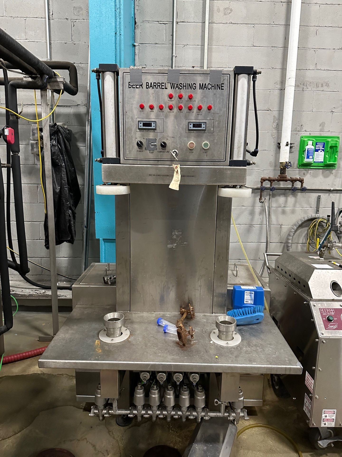 2-Station Stainless Steel Keg Washer | Rig Fee $650 - Image 2 of 5