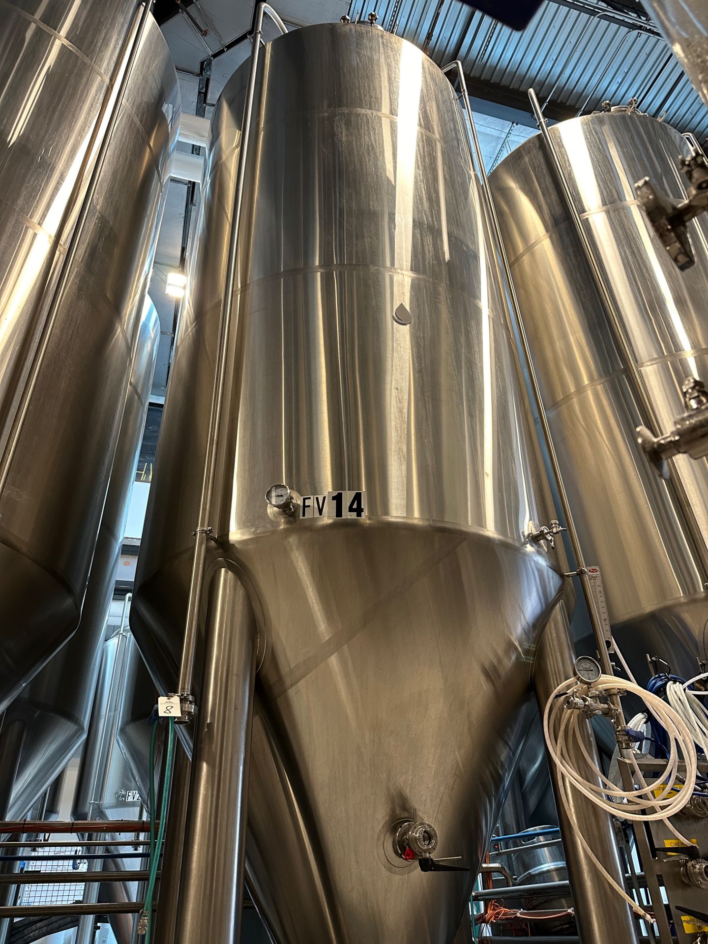 Complete 40 BBL Microbrewery - 40 BBL Deutsche 4-Vessel Brewhouse, Tanks, Can Line - See Description - Bild 32 aus 335