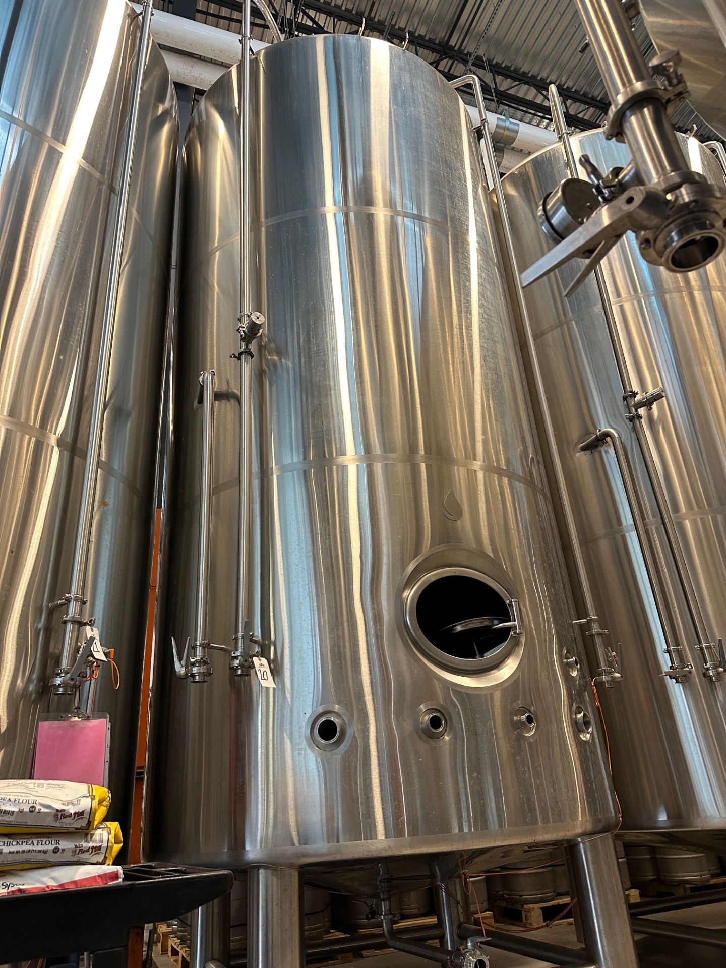 Complete 40 BBL Microbrewery - 40 BBL Deutsche 4-Vessel Brewhouse, Tanks, Can Line - See Description - Bild 43 aus 335