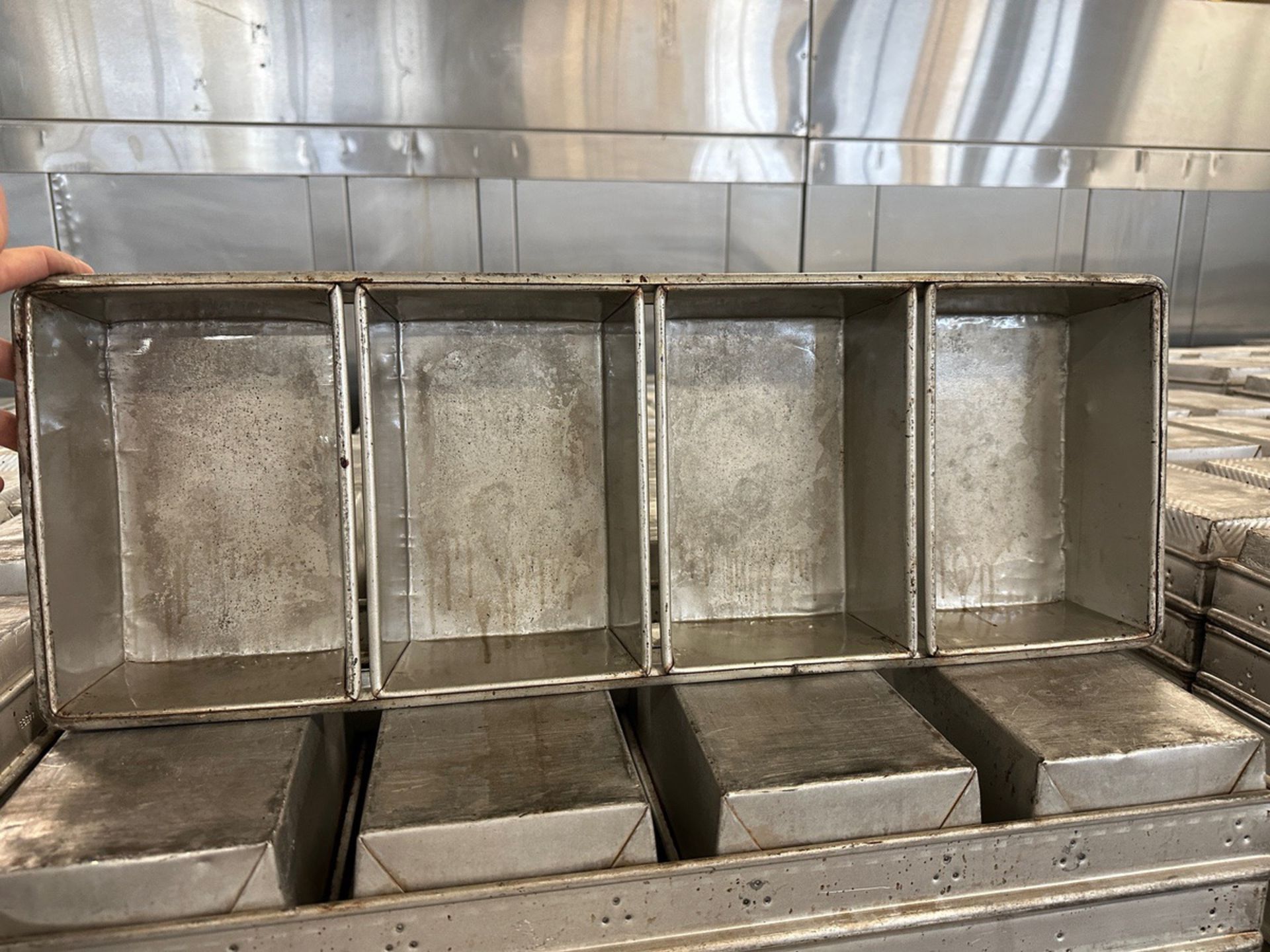 Approx. (189) 4-Loaf Bread Baking Pans on Heavy Duty Pan Cart (Approx. 9" x 25.5") | Rig Fee $50 - Image 2 of 2