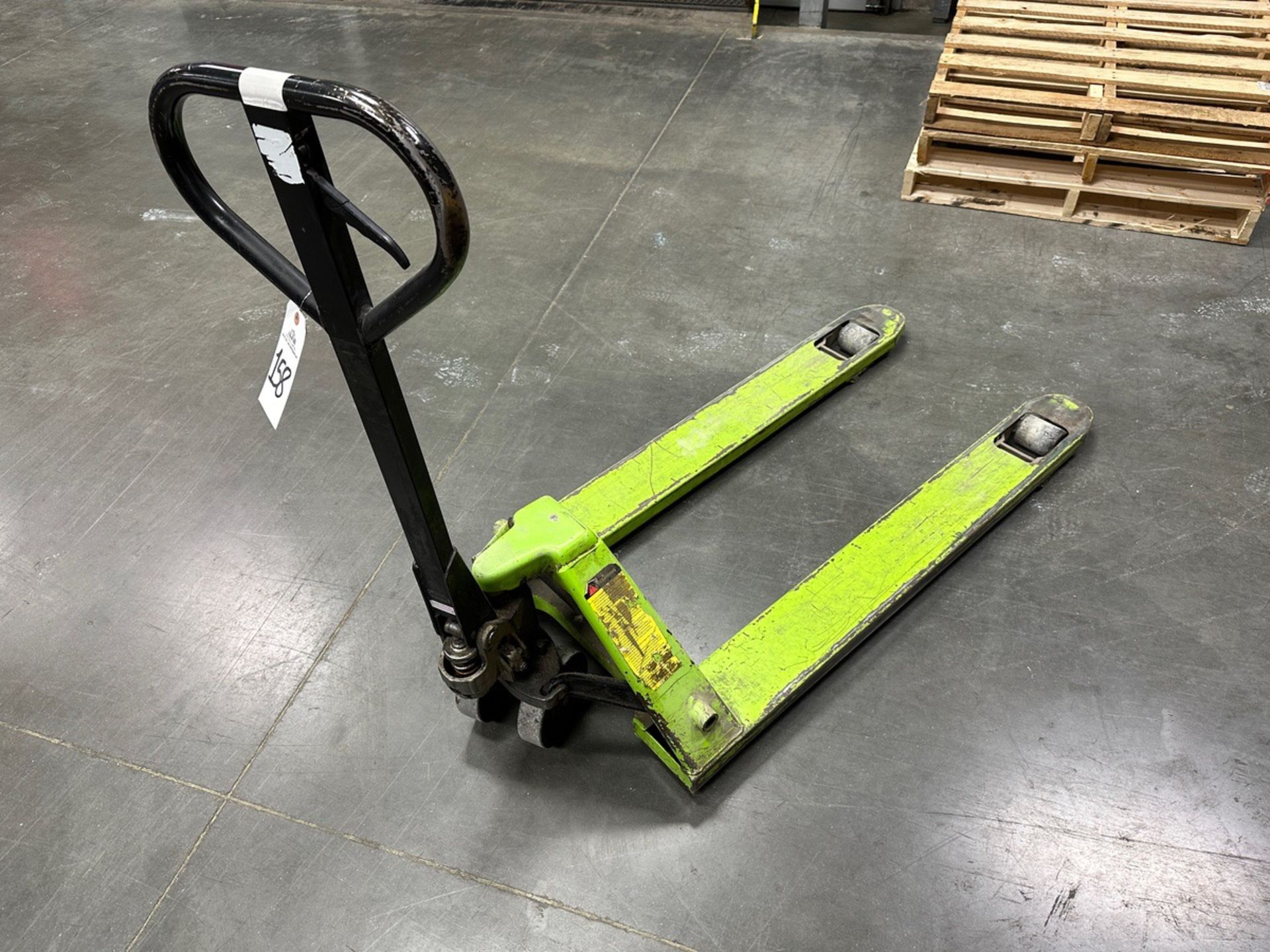 5500 LB Capacity Pallet Truck | Rig Fee $25