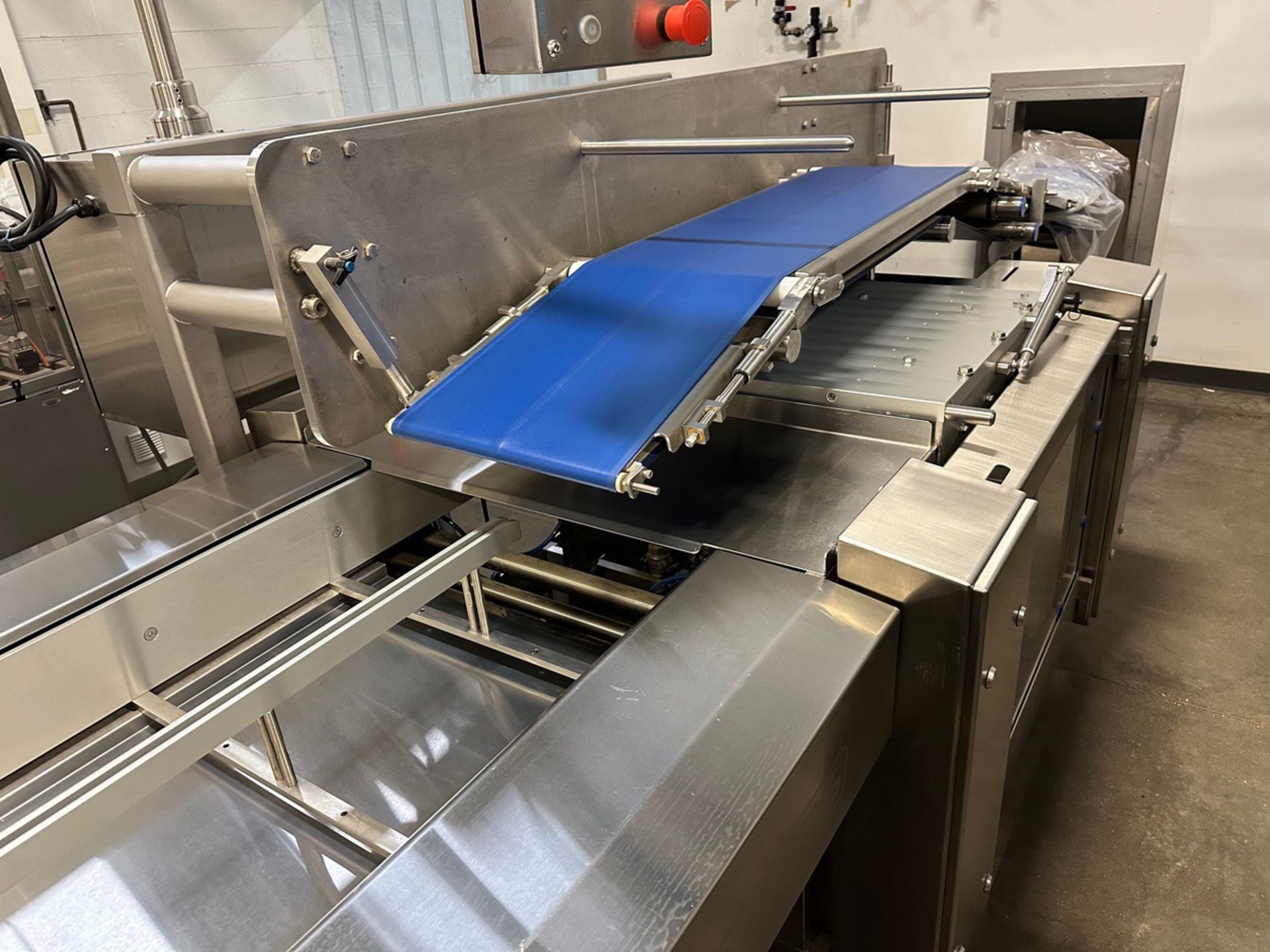 VisionPak VP 125 Film Wrapping Machine with Sealstrip Winders | Rig Fee $4500 - Image 19 of 21