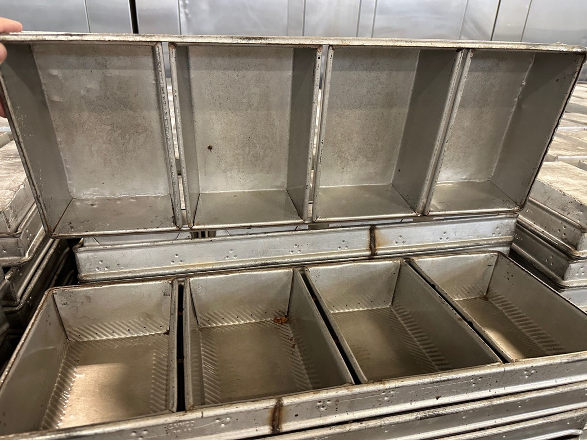 Approx. (182) 4-Loaf Bread Baking Pans on Heavy Duty Pan Cart (Approx. 9" x 25.5") | Rig Fee $50 - Image 2 of 2