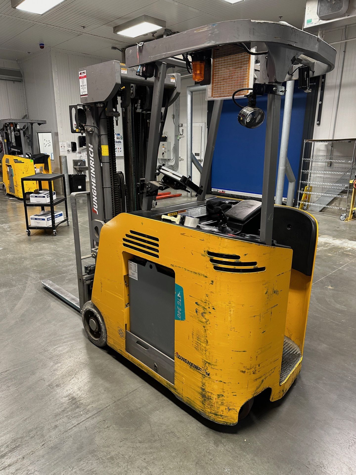 Jungheinrich 36V Electric Stand up Lift Truck - Model ETG340-36V, S/N A2JS210566 | Rig Fee $200 - Image 3 of 6