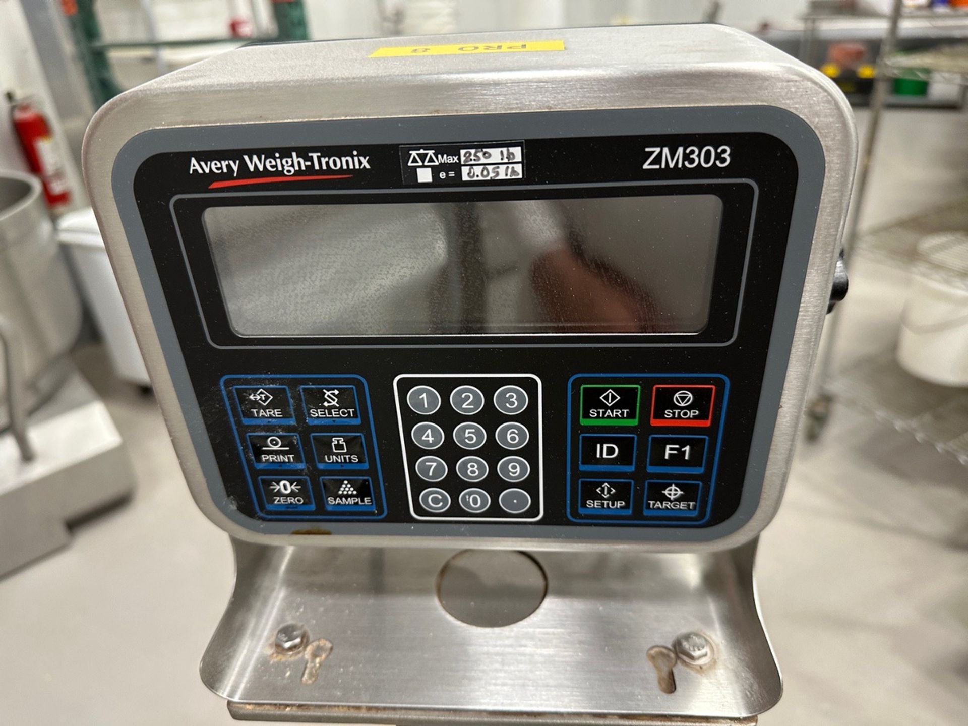 Avery Weigh-Tronix ZM303 Platform Scale with DRO (Approx. 18" x 24" Platform) | Rig Fee $50 - Image 2 of 4