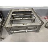 Stainless Steel Pallet Stand