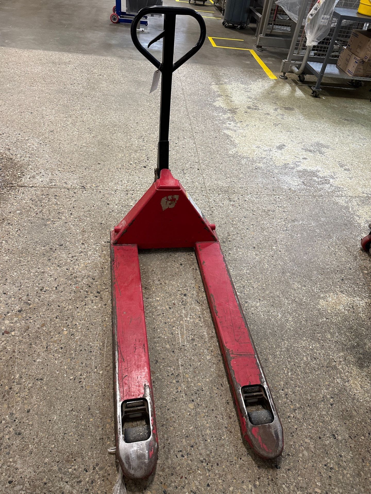 5500 LB Capacity Pallet Truck | Rig Fee $25 - Image 2 of 4