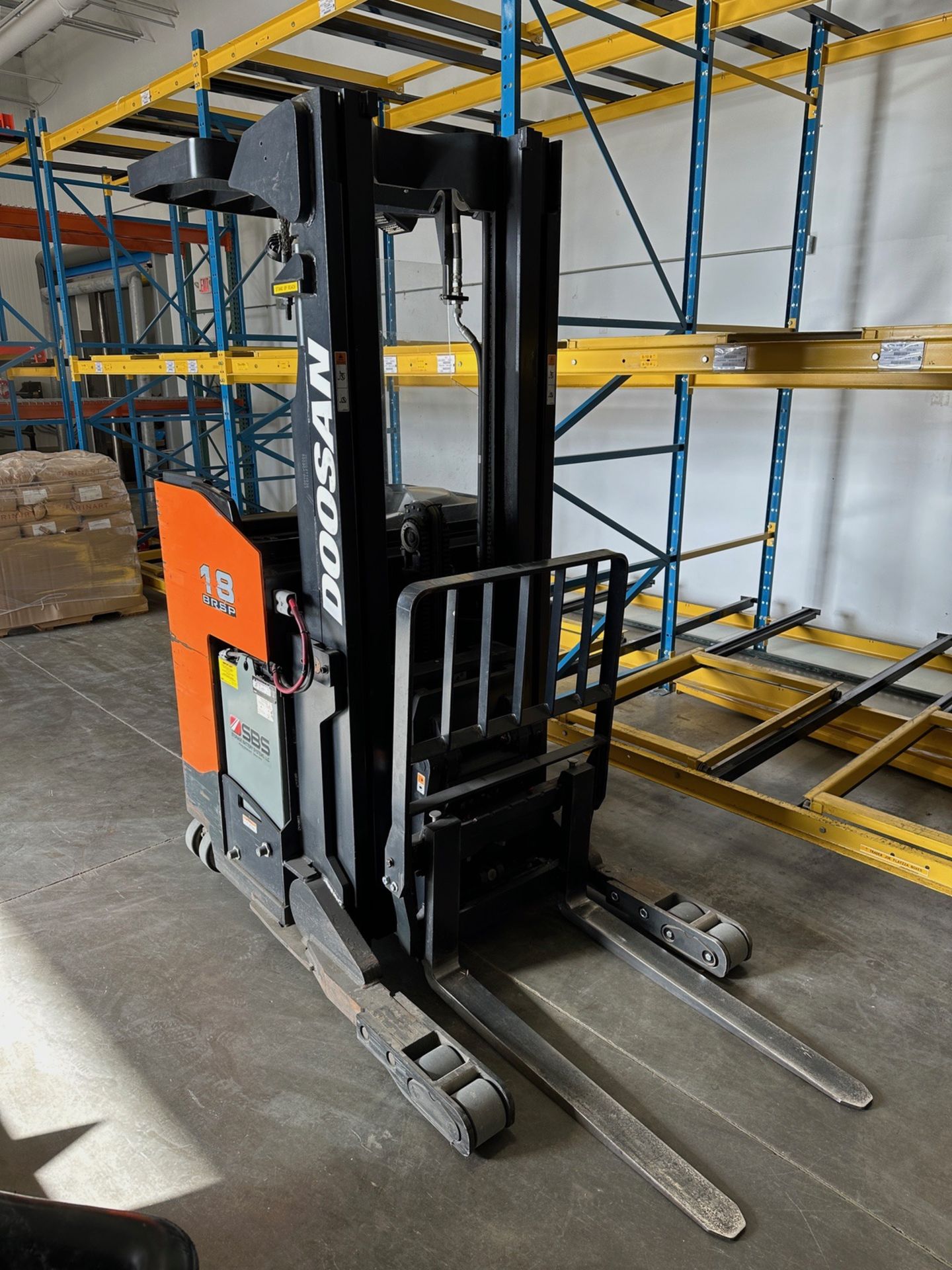 Doosan 36V Electric Stand Up Lift Truck - Model BR12SP-7, S/N FRAOJ-1960-00036 - Image 2 of 6