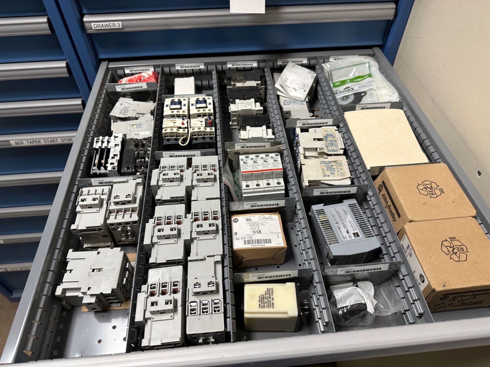 Contents of Lista Cabinet Drawers (Cabinet Not Included) (Tagged Lots 396-398) | Rig Fee $1200 or HC - Image 16 of 22
