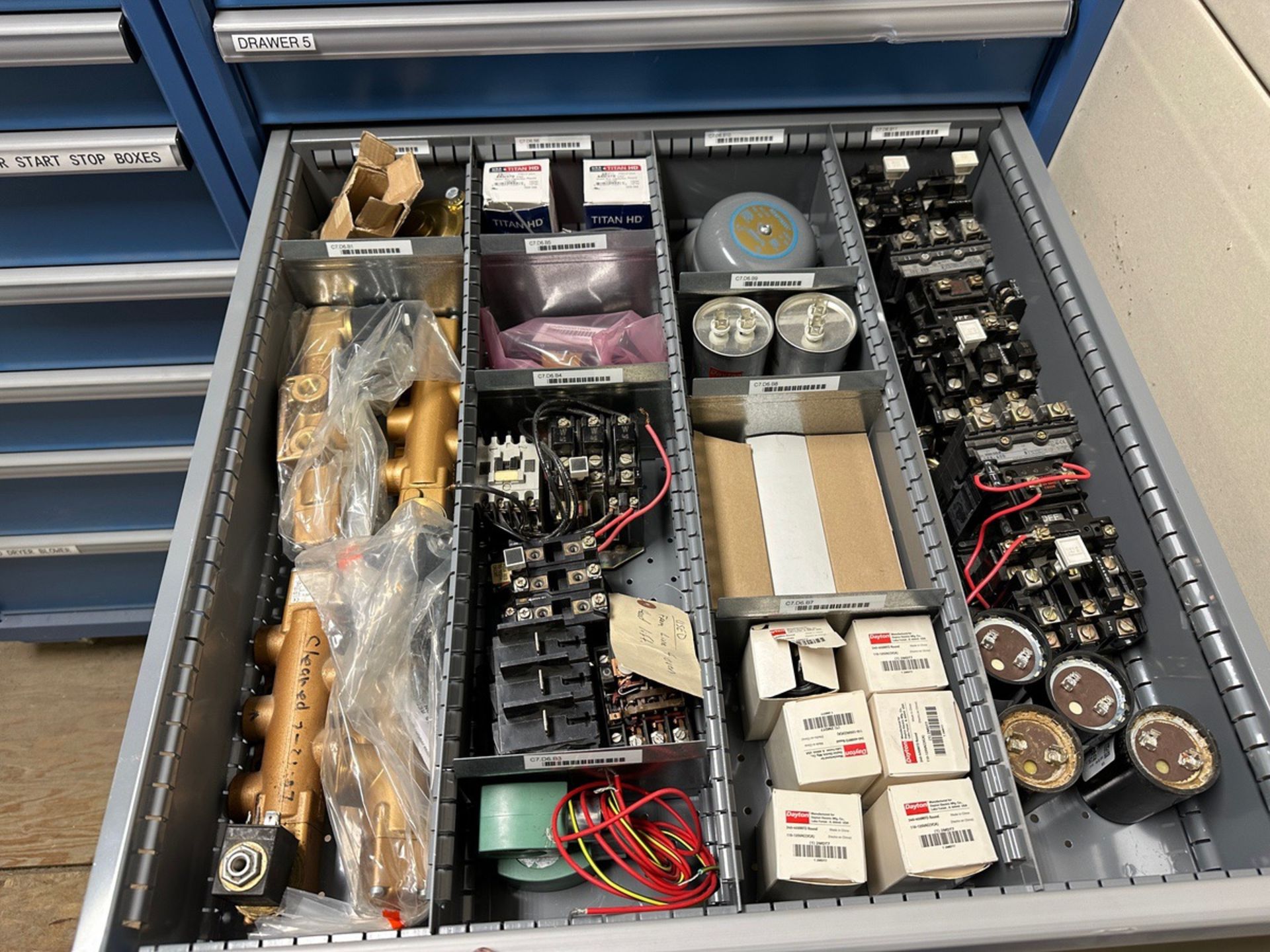 Contents of Lista Cabinet Drawers (Cabinet Not Included) (Tagged Lots 396-398) | Rig Fee $1200 or HC - Image 18 of 22
