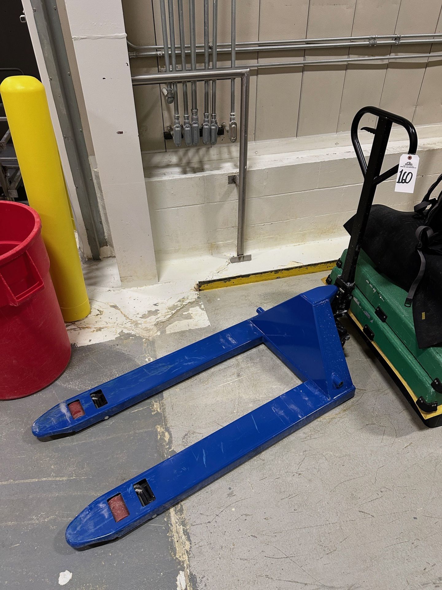 Pallet Jack with 6600 LB Capacity | Rig Fee $20