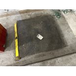 5000 LB Capacity Platform Scale with Avery Weigh-Tronix Model ZM201 DRO