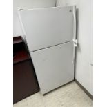 Roper Refrigerator / Freezer | Rig Fee $50