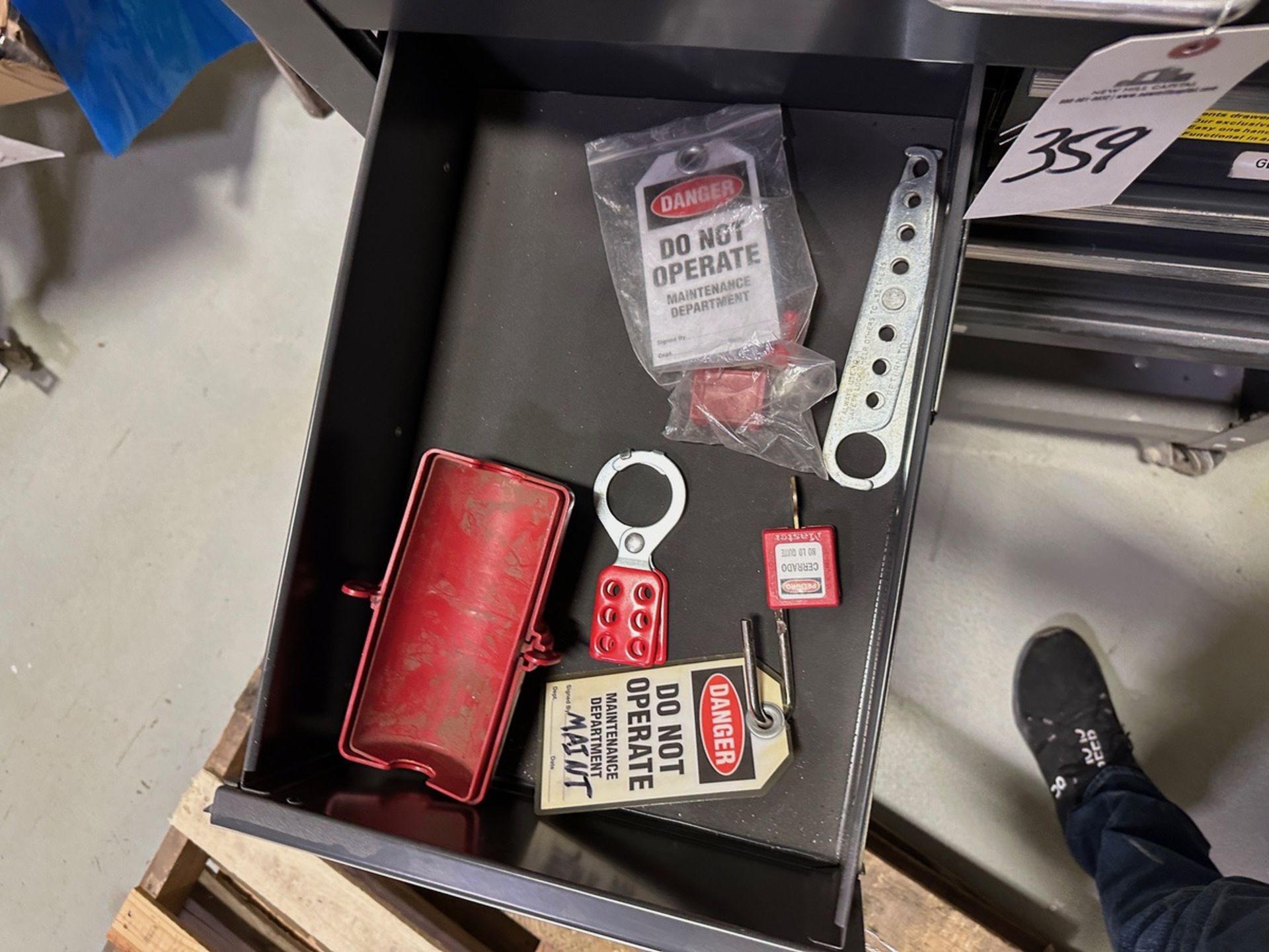 Rock River Tool Box with Contents | Rig Fee $35 - Image 2 of 3