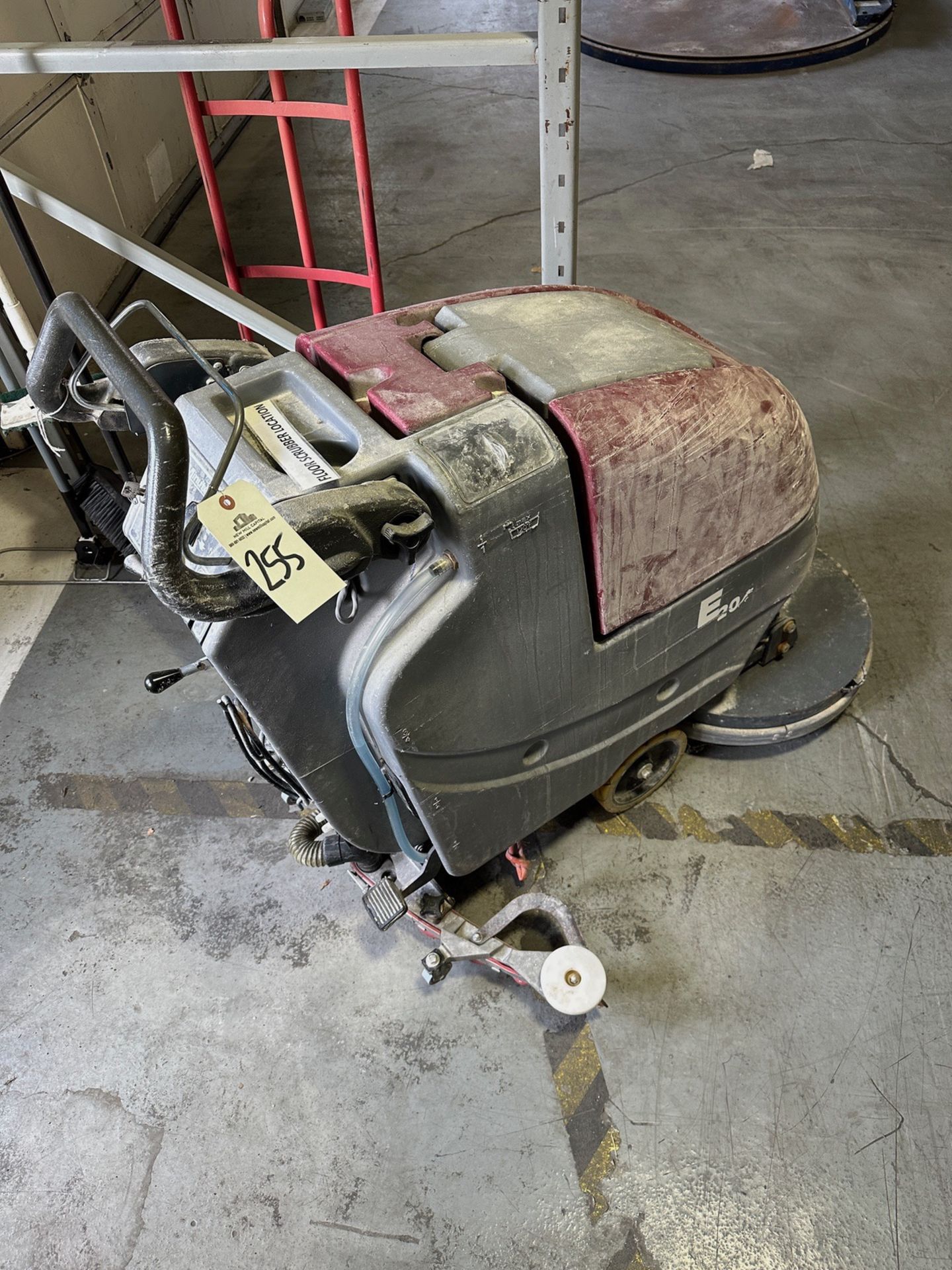 Minuteman E20 Floor Scrubber