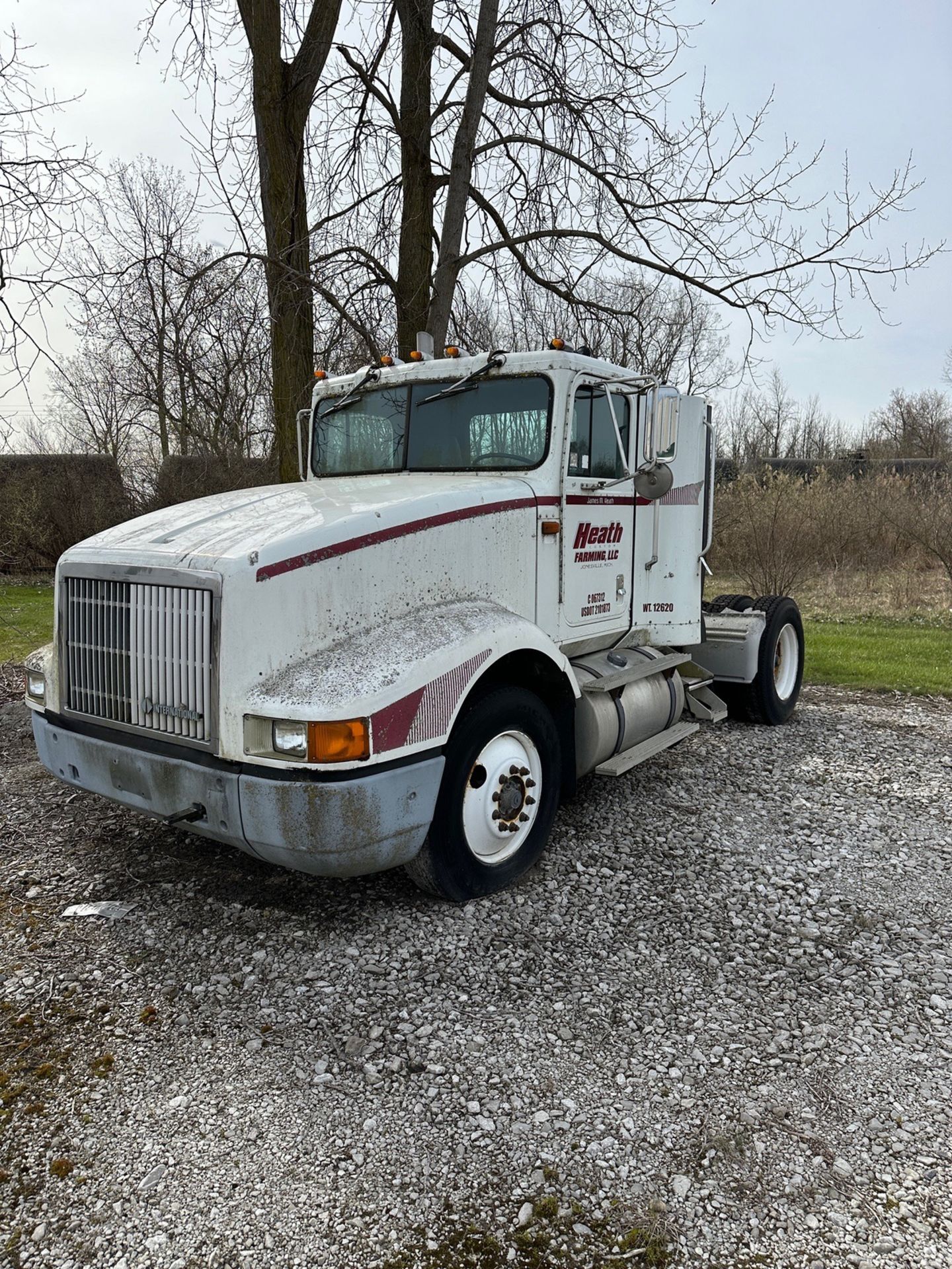 International Semi-Truck - Model 9400 4X2 SBA - VIN 2HSFKA4 NAPC 067312 | Rig Fee $125