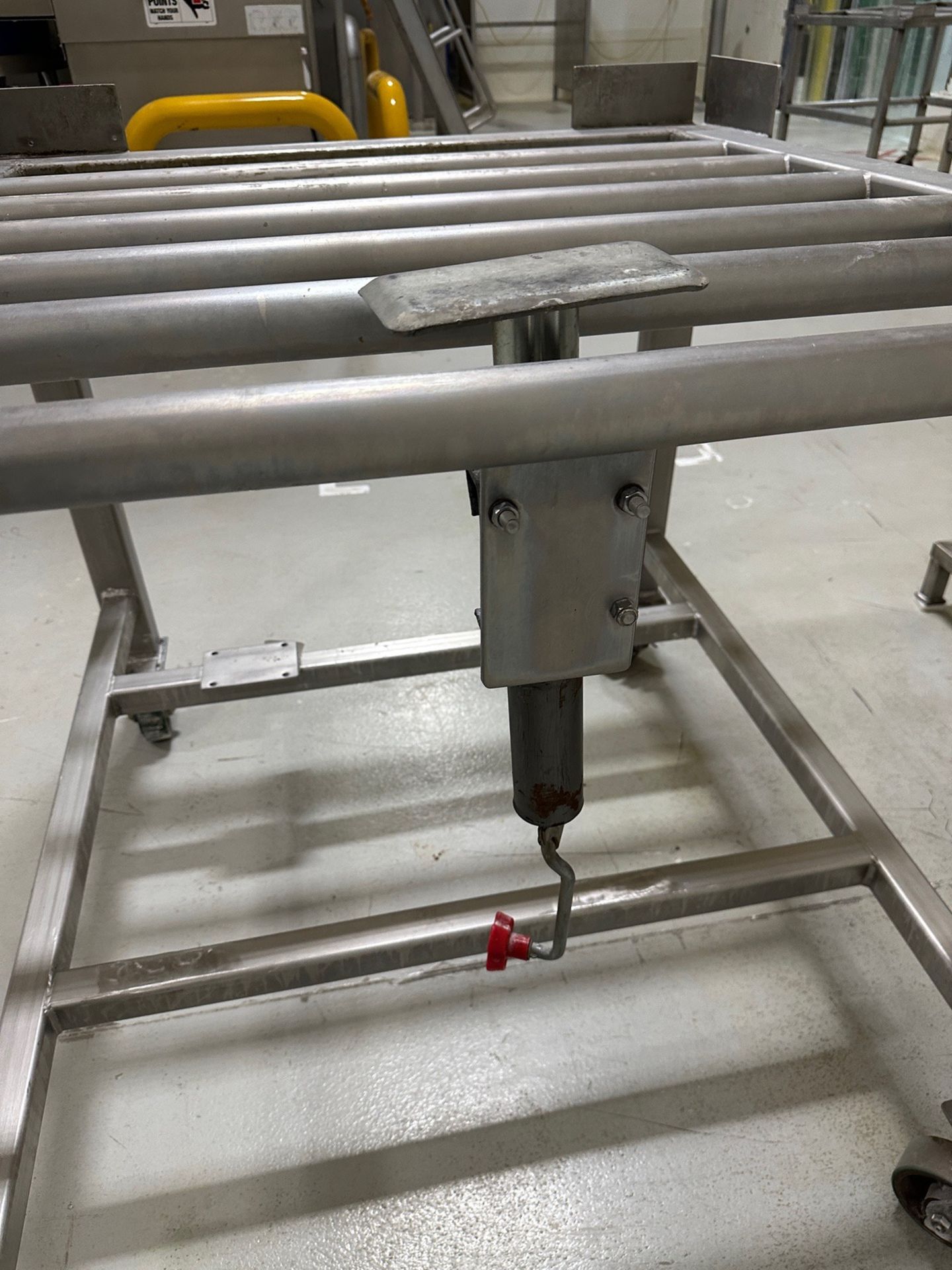 Stainless Steel Tote Stand with Hand Powered Tilting Jack | Rig Fee $25 - Image 2 of 2