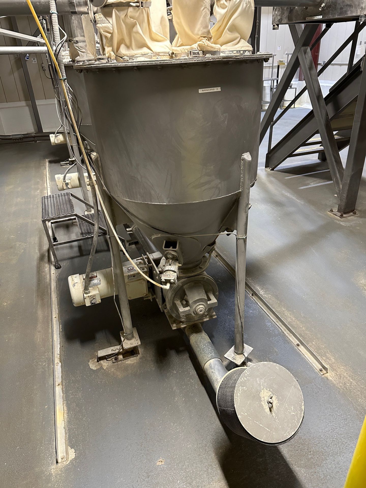 Shick Stainless Steel Hopper on Load Cells with Mettler Toledo DRO and Auger Drive | Rig Fee $500