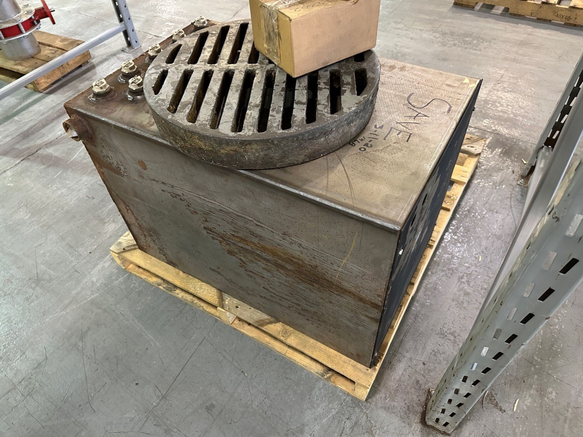 Steel Power Washer Tank | Rig Fee $25 - Image 3 of 3