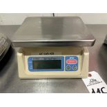 A&D Model SK-2000Z Digital Scale with 4.4 LB Capacity | Rig Fee $20