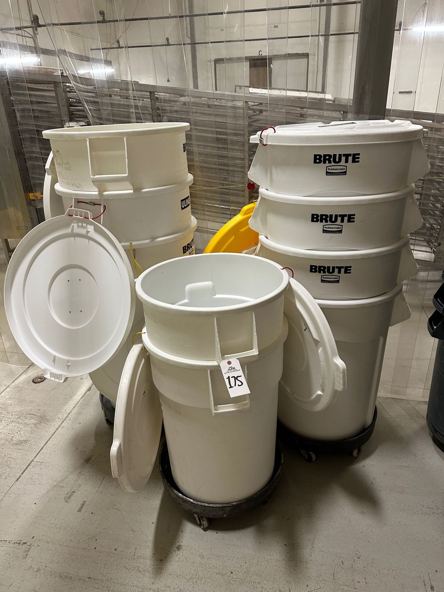 Lot of Approx (70) 55 Gallon Rubbermaid Brute Cans (Tagged as Lots 172 - 179) | Rig Fee $50 - Image 5 of 10