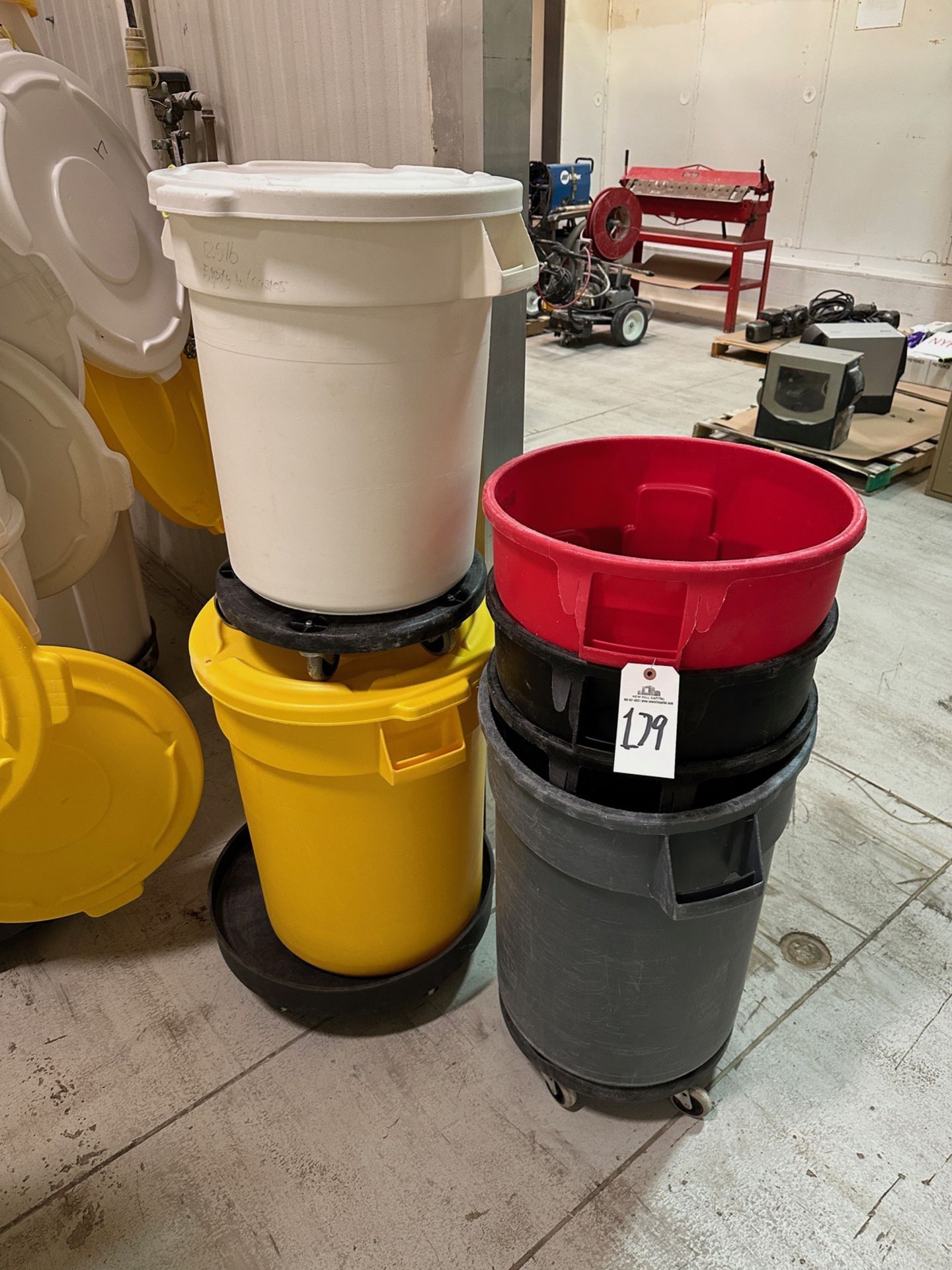 Lot of Approx (70) 55 Gallon Rubbermaid Brute Cans (Tagged as Lots 172 - 179) | Rig Fee $50 - Image 10 of 10