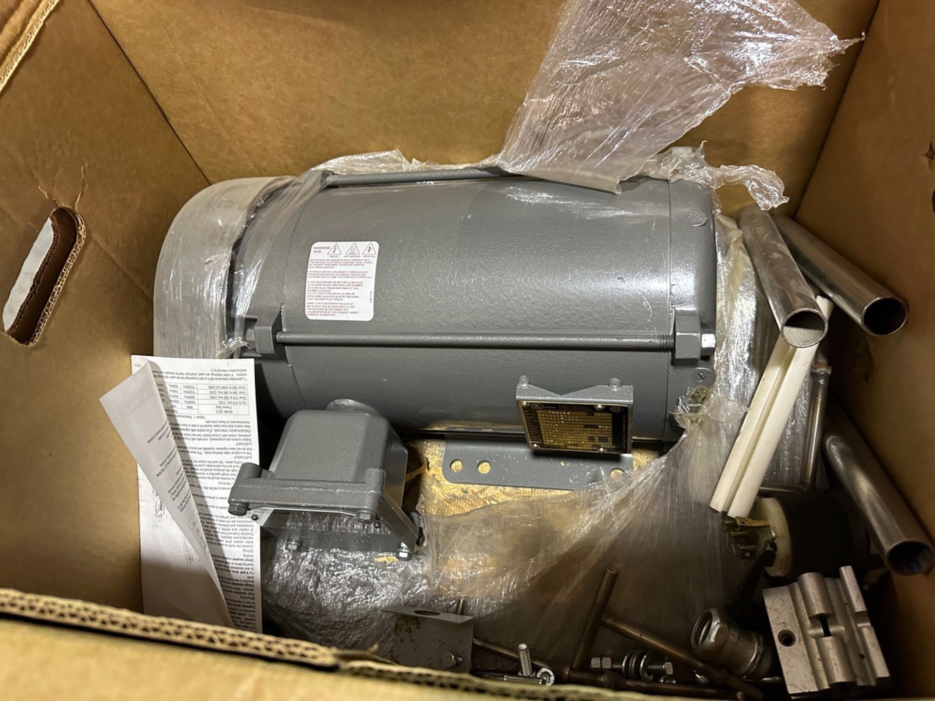 Lot of Pallet of Misc. Motors and Conveyance Belt | Rig Fee $50 - Image 2 of 10
