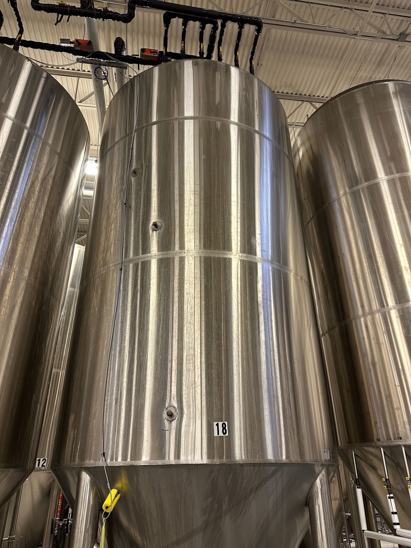 (1 of 8) 2020 Marks 132 BBL FV / 175 BBL or 5,400 Gal Max Capacity Jacketed Stainless Steel Ferm - Image 2 of 3