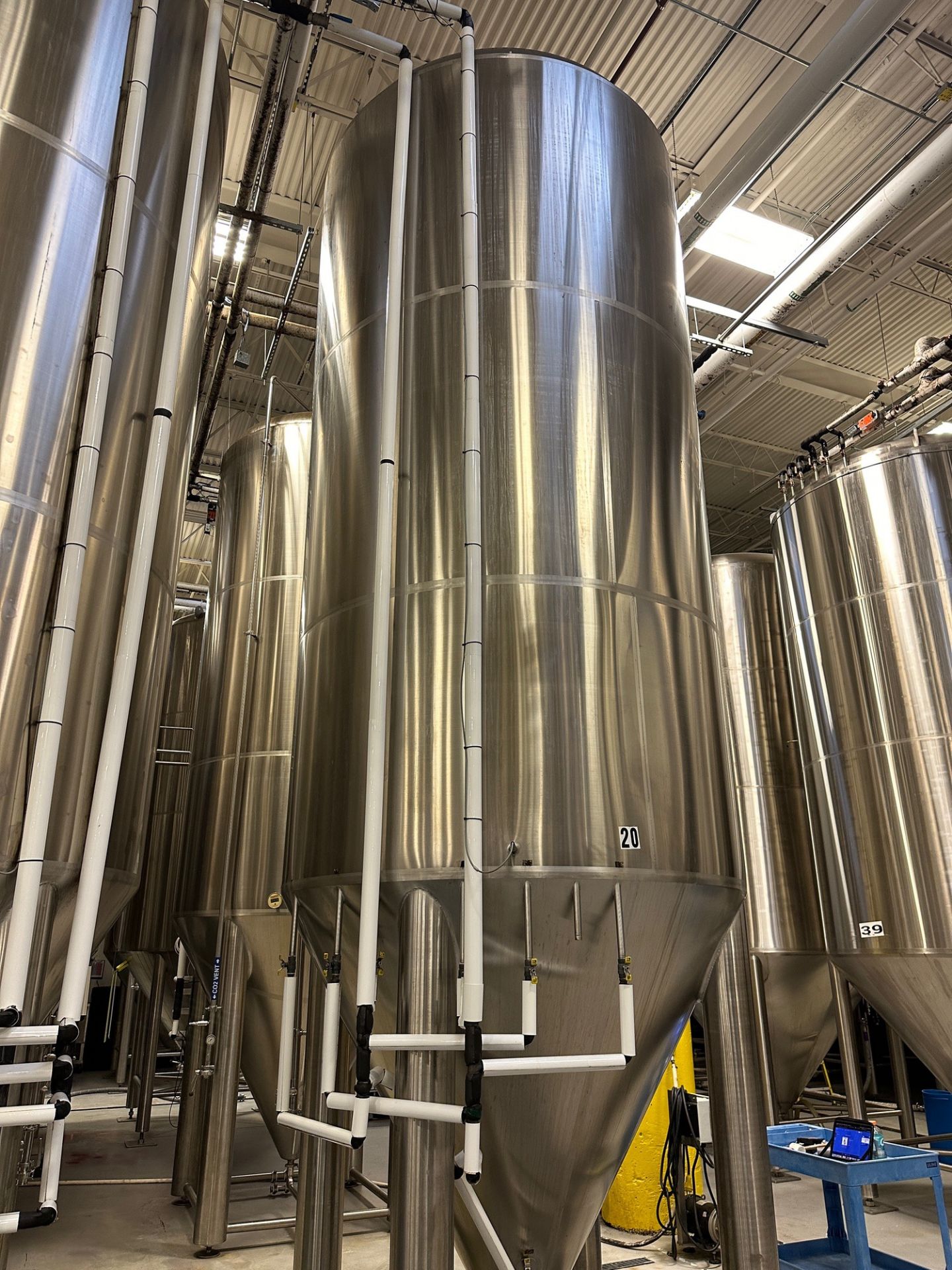 (1 of 2) 2018 Prospero 120 BBL FV / 148.6 BBL or 4,600 Gal Max Capaacity Jacketed Stainless Steel FV - Image 4 of 4