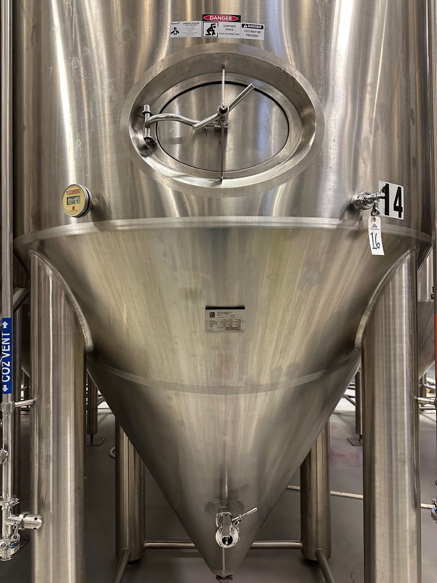 (1 of 8) 2018 Marks 132 BBL FV / 175 BBL or 5,400 Gal Max Capacity Jacketed Stainless Steel Ferm - Image 2 of 5