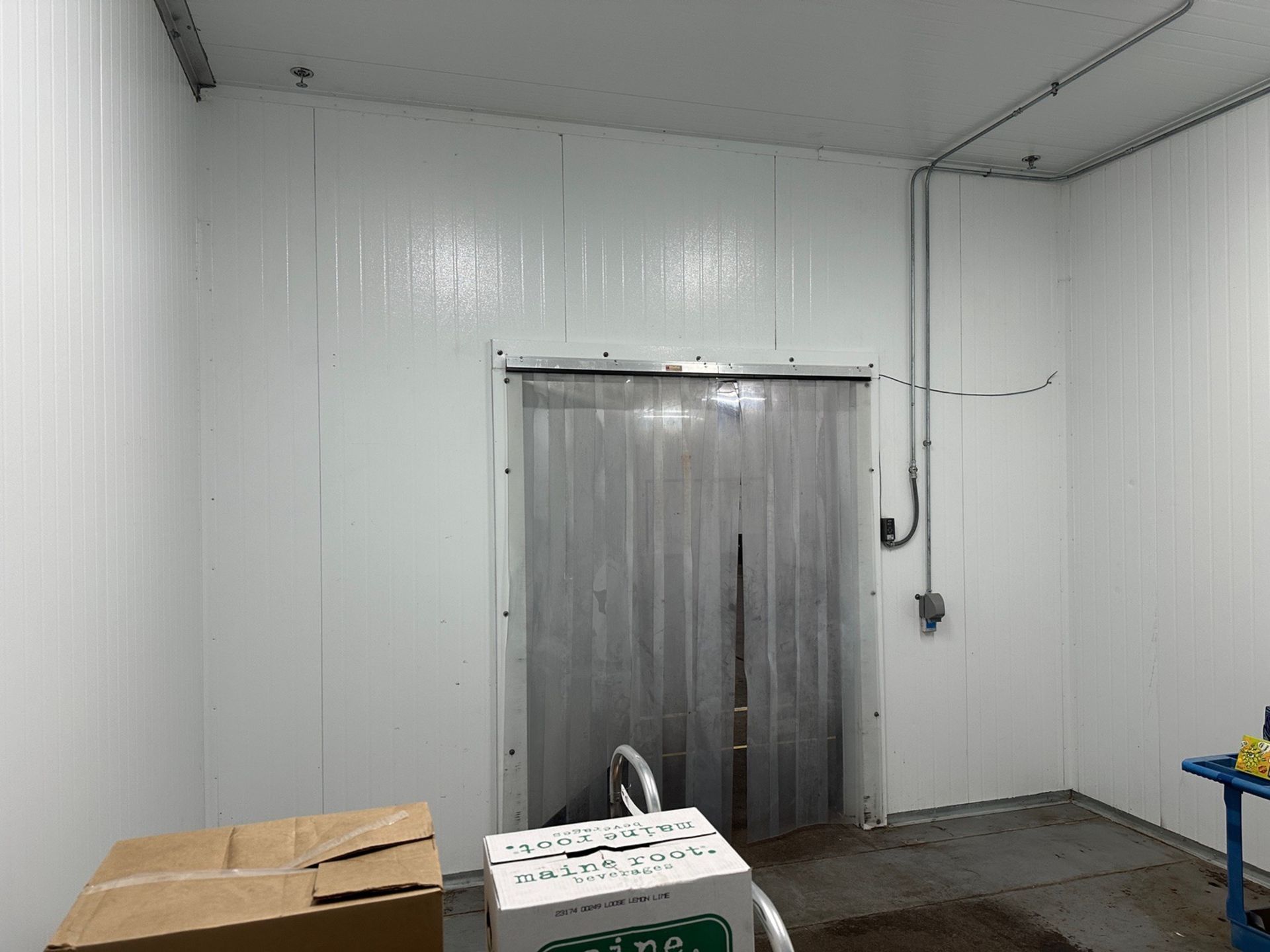 Cold Box Materials - (32) 45" x 12' Panels and Partials - 6' x 8' Door - ( | Rig Fee $Contact Rigger - Image 11 of 12