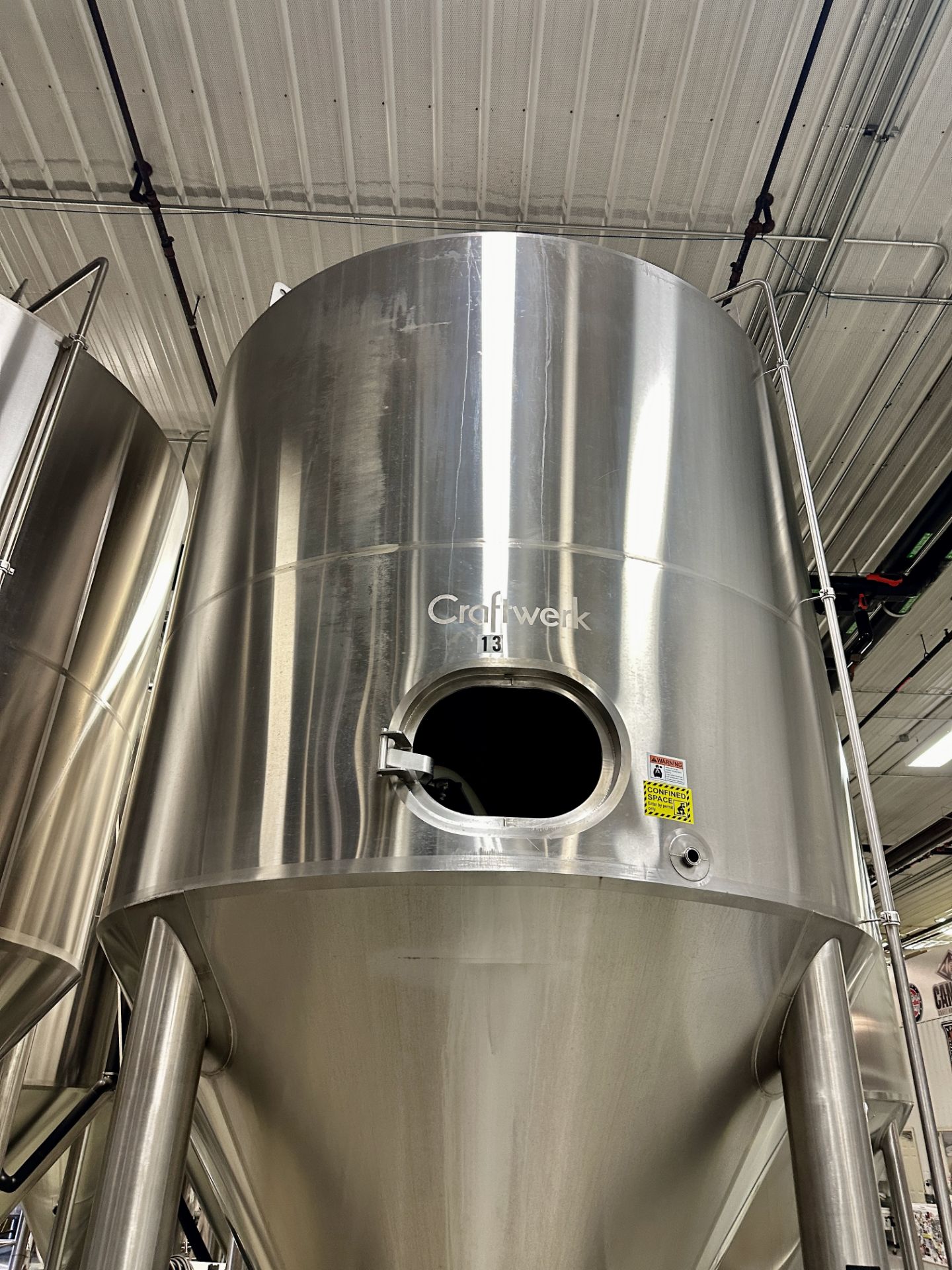 Craftwerk 150 BBL FV or 5,500 Gal Max Capacity Jacketed Fermentation Tank, Glycol J | Rig Fee $2300 - Image 3 of 8